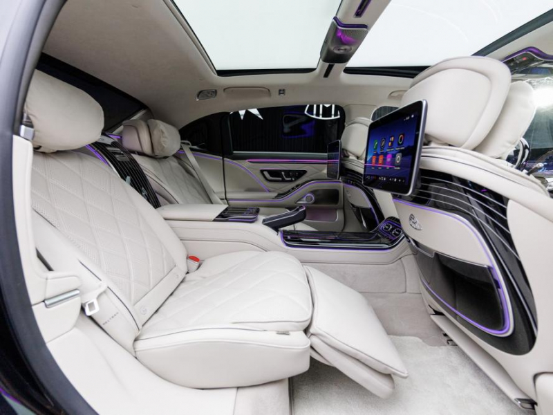 Россию посетила премьера обновленного Mercedes-Maybach S-Class на закрытой презентации от Legacy Motors